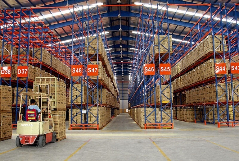 Tin tuc K-Property/doanh-nghiep-logistics-bi-un-u-don-hang.jpg